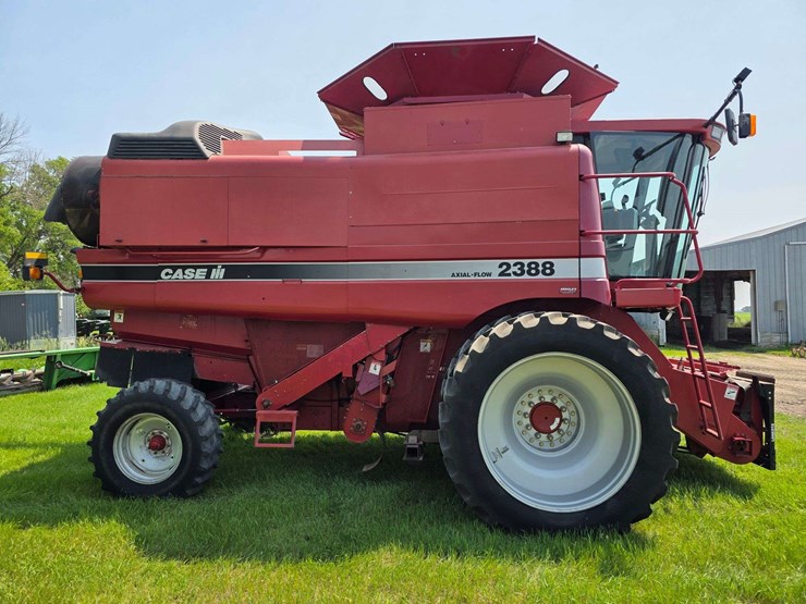 2002-case-ih-2388-image-10