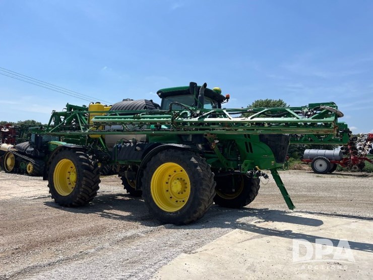 2020-john-deere-r4045-image-8