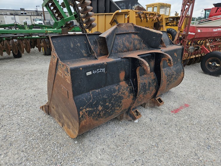 caterpillar-930k-image-4