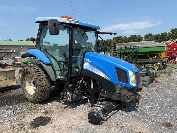 new-holland-t6020-image-2