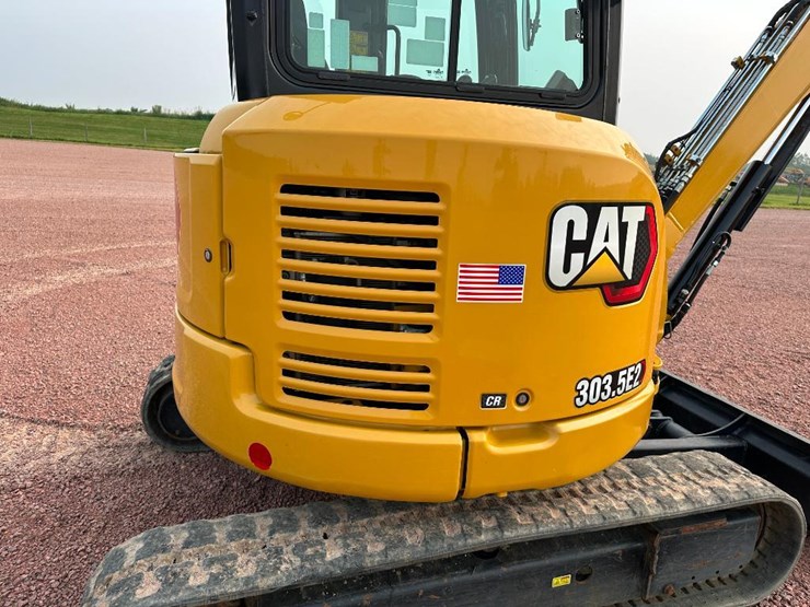 2020-caterpillar-303-image-16