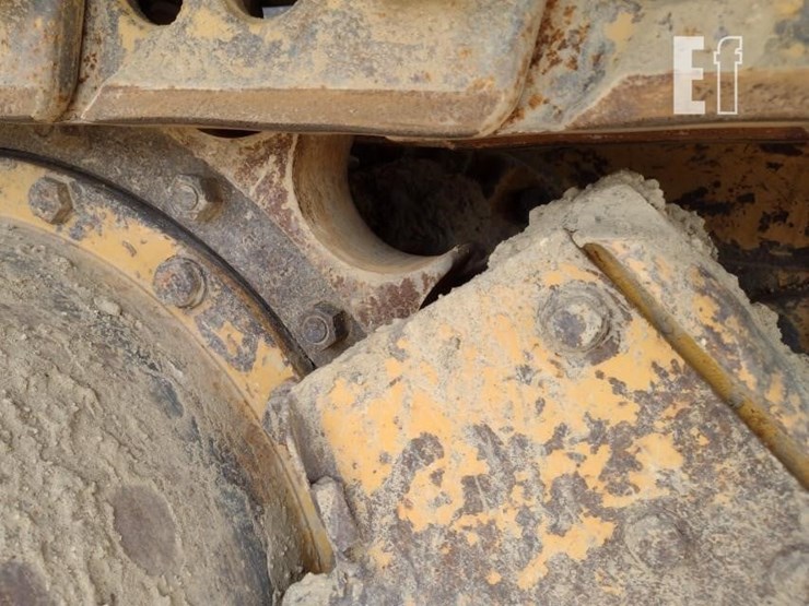 2005-caterpillar-963c-image-33
