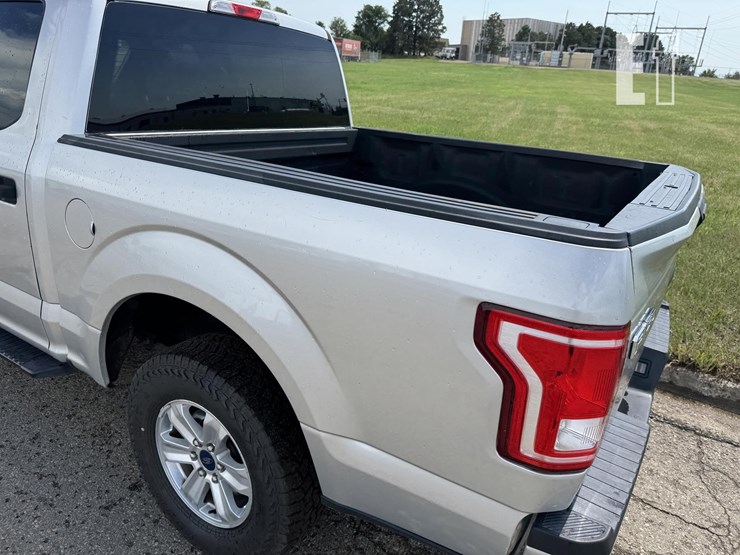 2018-ford-f150-xl-image-10