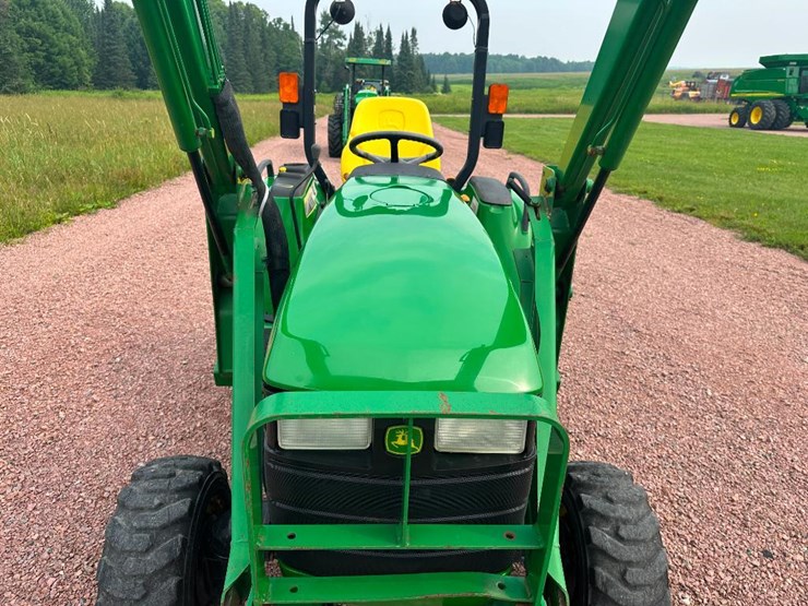 2002-john-deere-4210-image-27