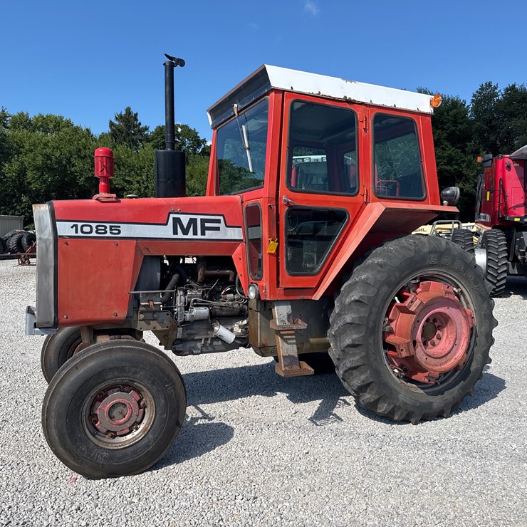 MASSEY-FERGUSON 1085