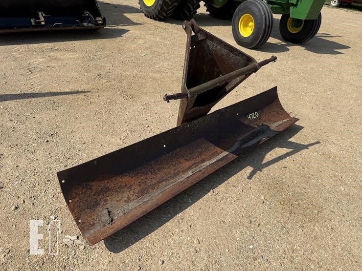 john-deere-blade-image-1