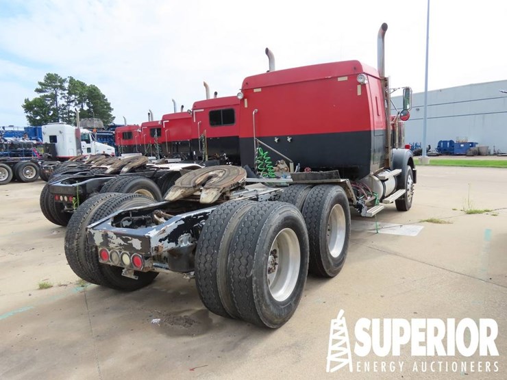 2009-western-star-4900-image-3