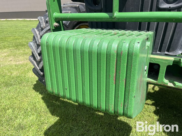 2011-john-deere-7215r-image-12