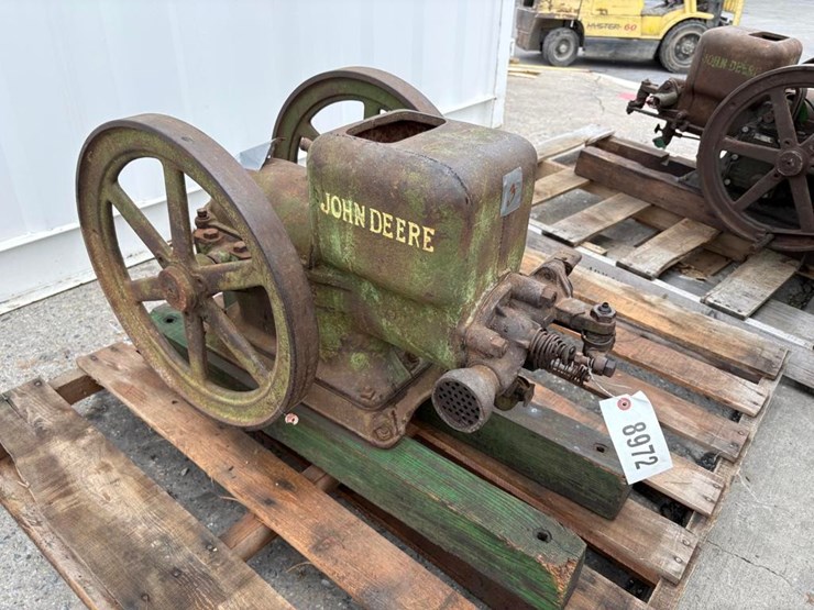 john-deere-112-image-1