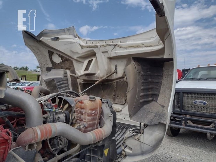 2015-international-prostar-image-20