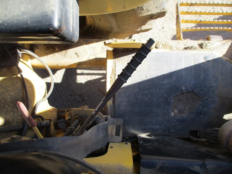 new-holland-545d-image-12