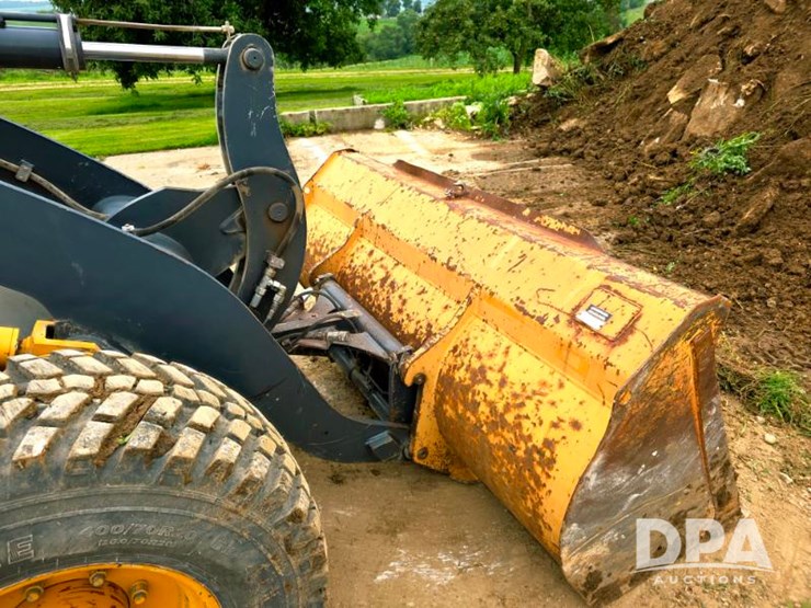 deere-244j-image-19