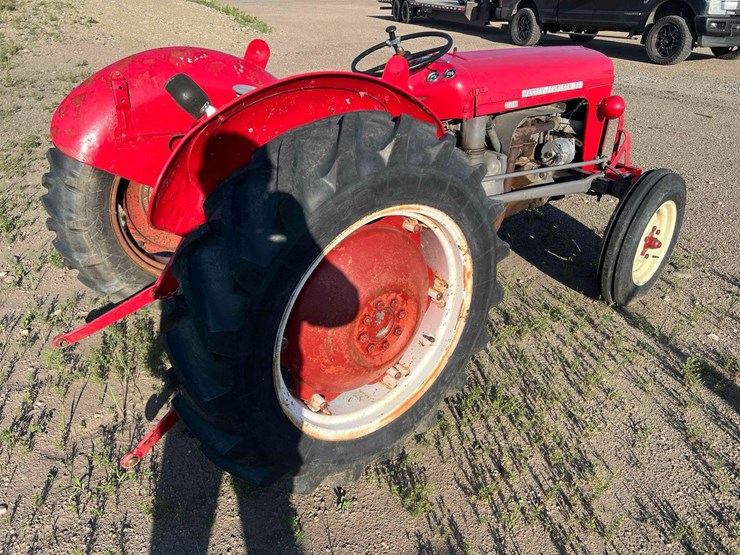 massey-ferguson-35-image-5