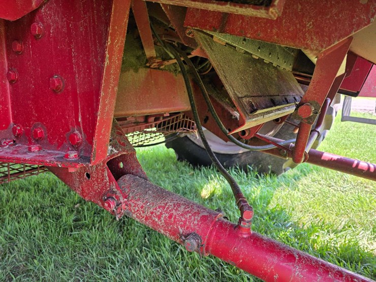 2002-case-ih-2388-image-68