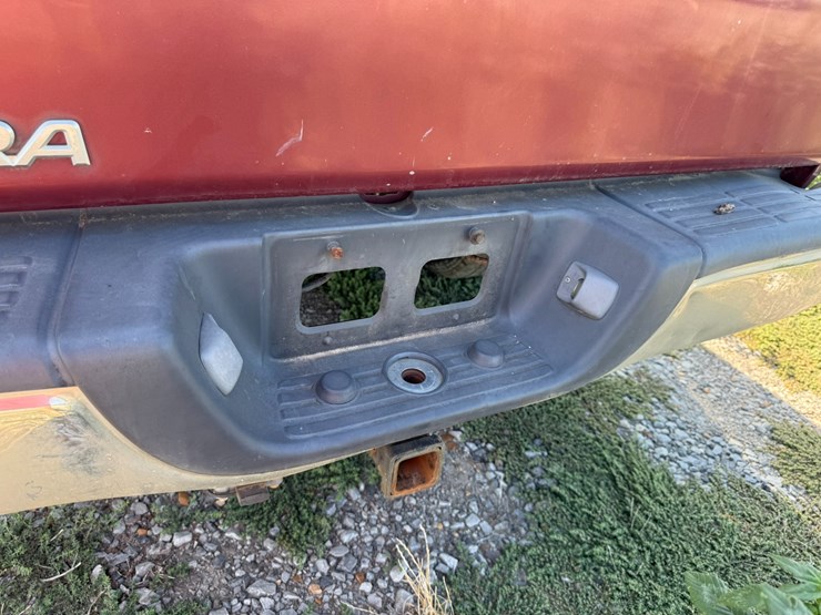 2006-toyota-tundra-image-8
