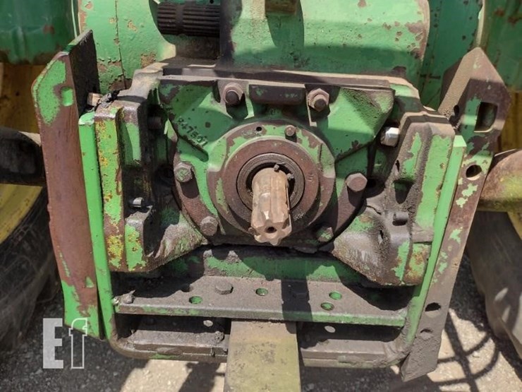 john-deere-4240-image-25
