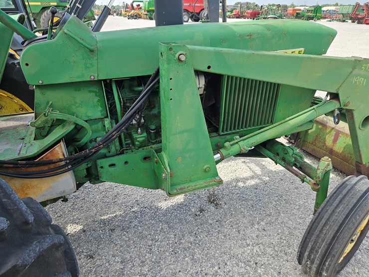 1969-john-deere-3020-image-17