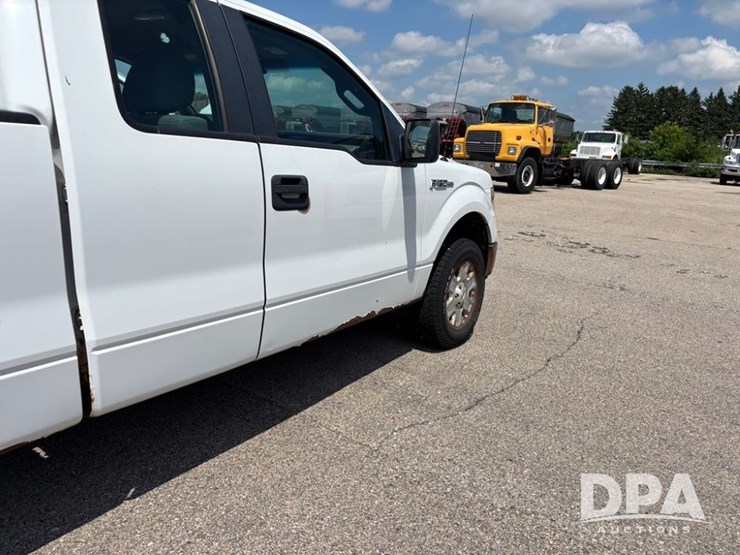 2011-ford-f150-image-34