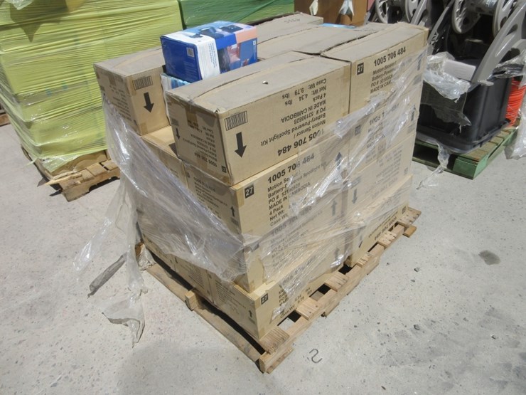 lot-of-battery-powered-spotlight-kits,-image-1