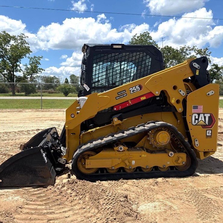2024 CATERPILLAR 255 SKID STEER