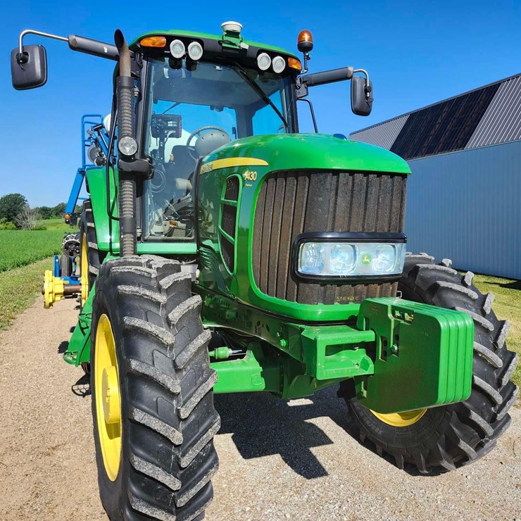 2011 JOHN DEERE 7430 PREMIUM