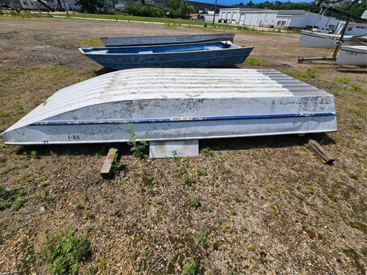 #2532-•-14'-flat-bottom-aluminum-boat-image-2