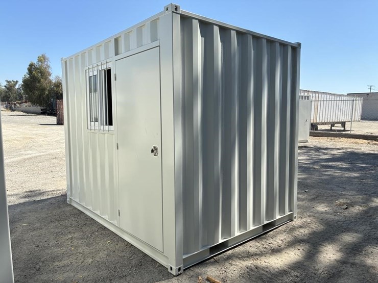 10'-shipping-container-image-4