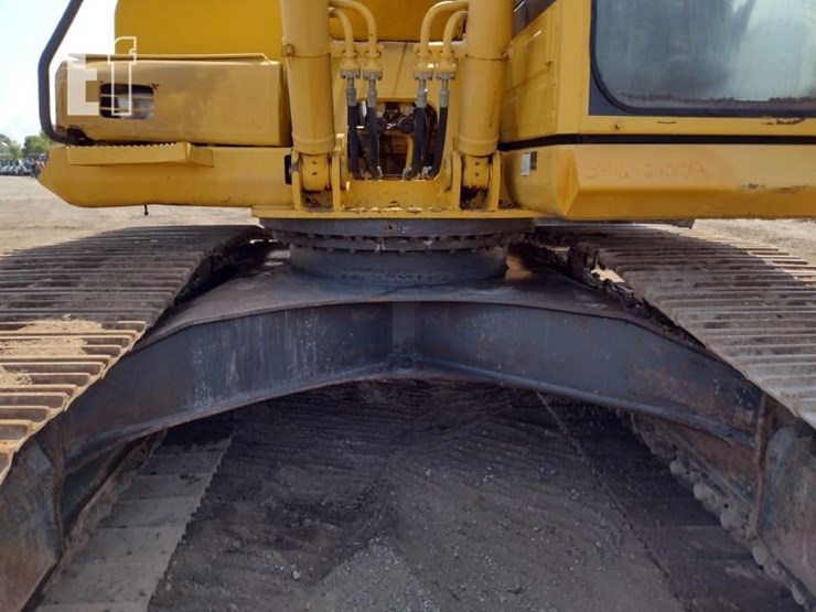 2012-komatsu-pc200-image-21