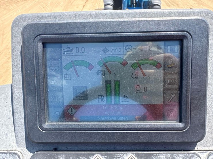 2015-caterpillar-ap-1055f-image-30