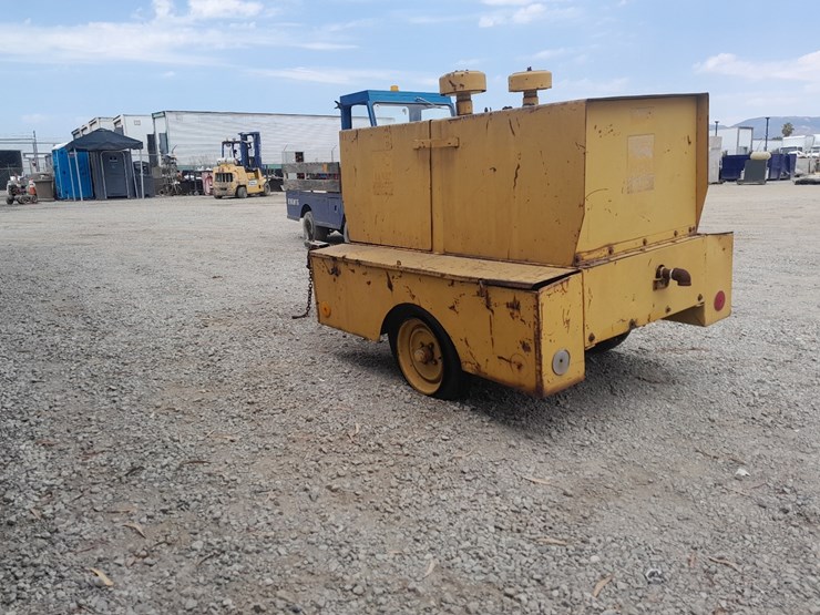lot#-307-le-roi-dresser-industrial-air-compressor-image-7
