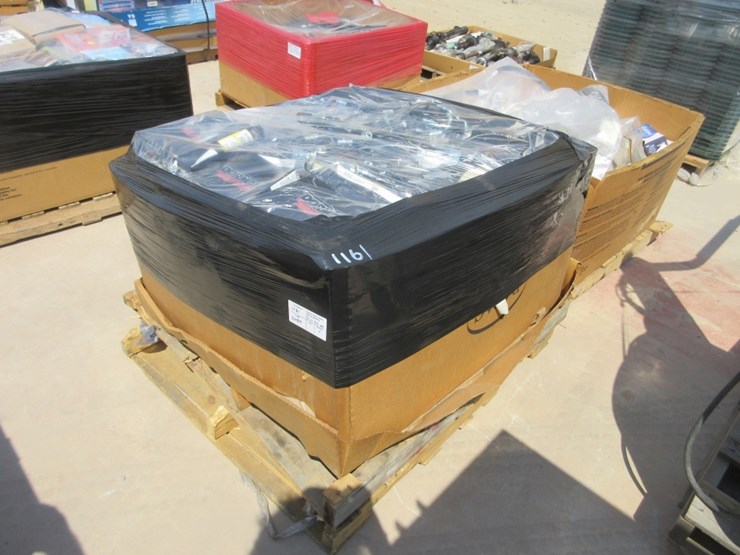 (2)-pallets-of-misc-automotive-parts,-image-1