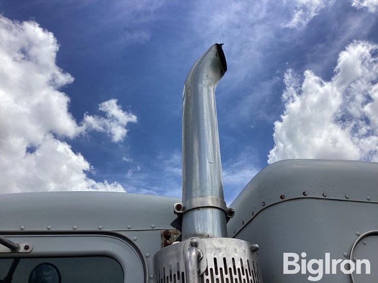1989-peterbilt-379-image-19