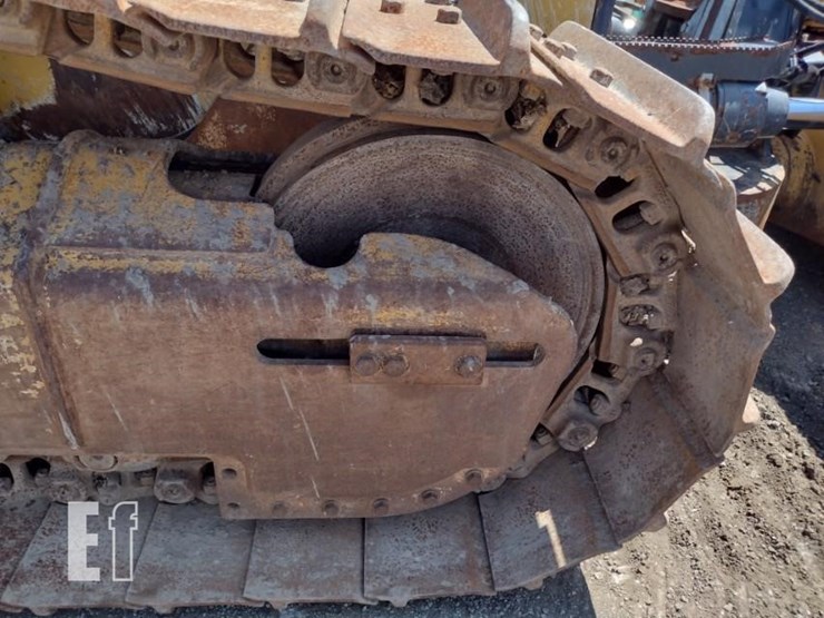 2019-deere-750k-lgp-image-36