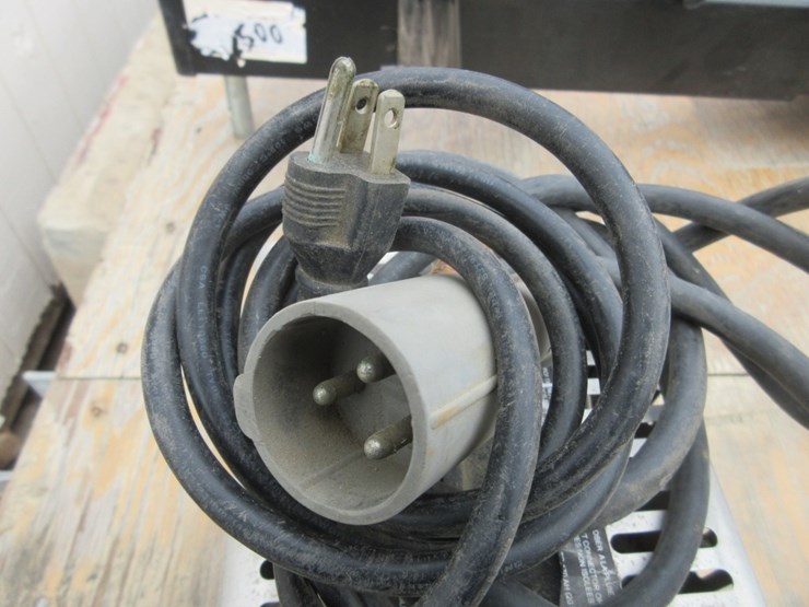 club-car-power-drive-3-electric-cart-charger-image-5