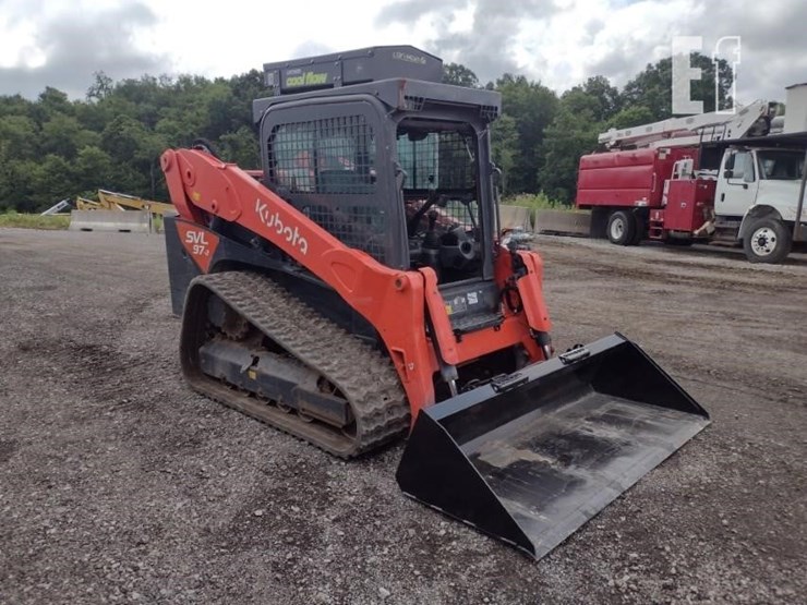 2023-kubota-svl97-2-image-39