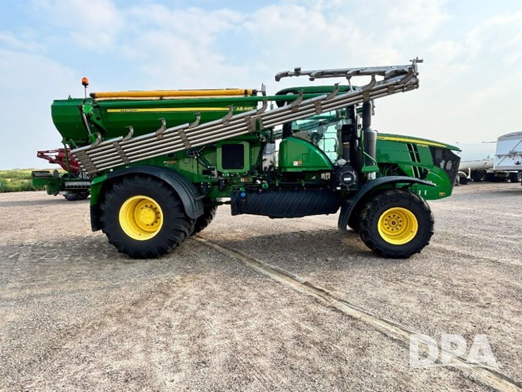 2019-john-deere-f4365-image-3