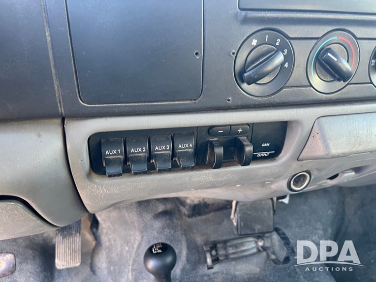 2006-ford-f350-image-49