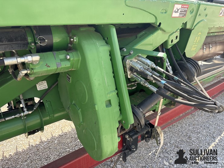2018-john-deere-635fd-image-13