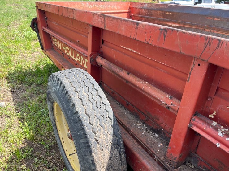 new-holland-791-image-18