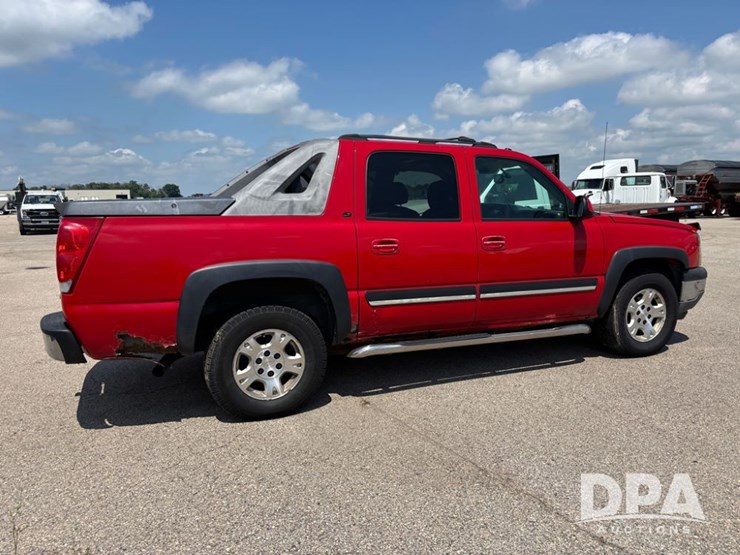 2005-chevy-avalanche-(dr11862)-image-5