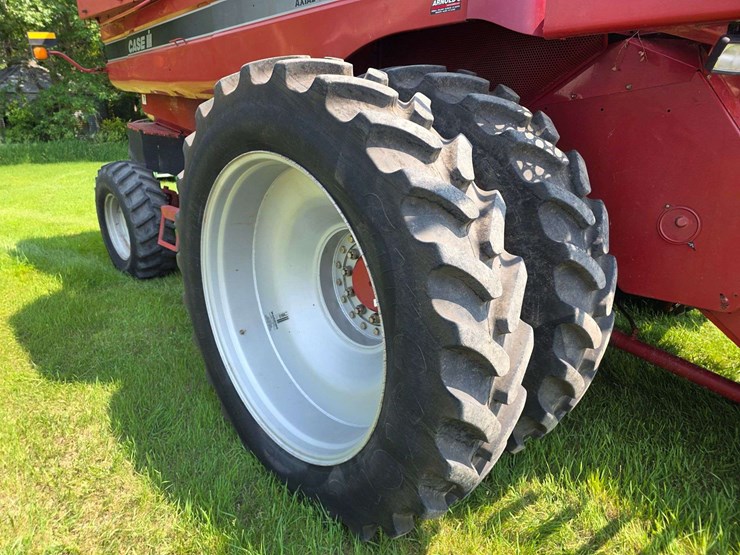 2002-case-ih-2388-image-64