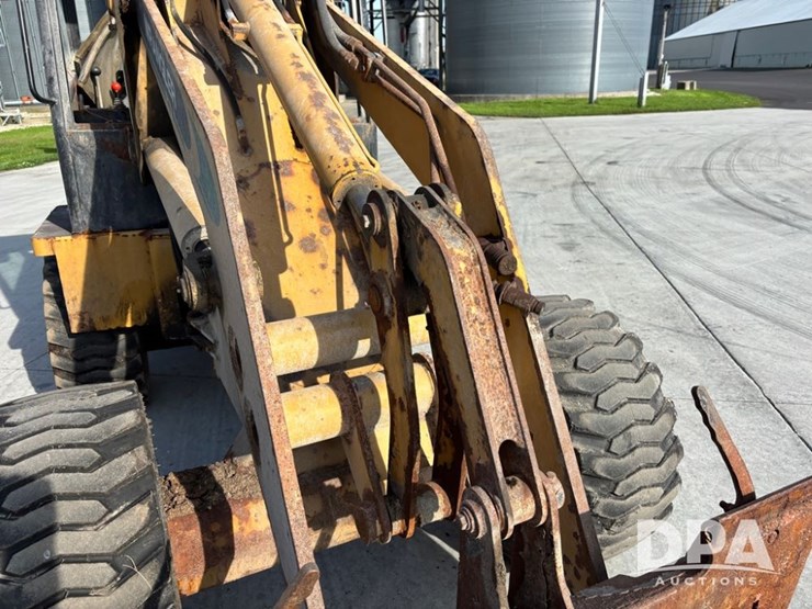2006-wrangler-loader-(dr11926-unit-041)-image-29