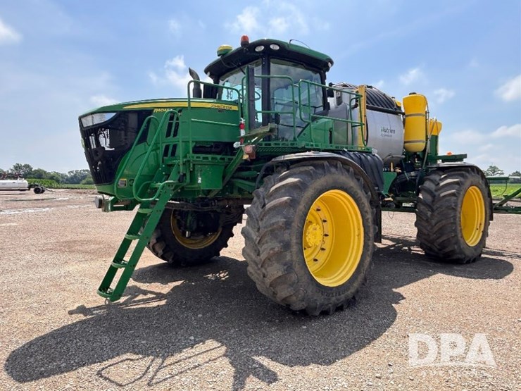 2017-john-deere-r4045-image-16