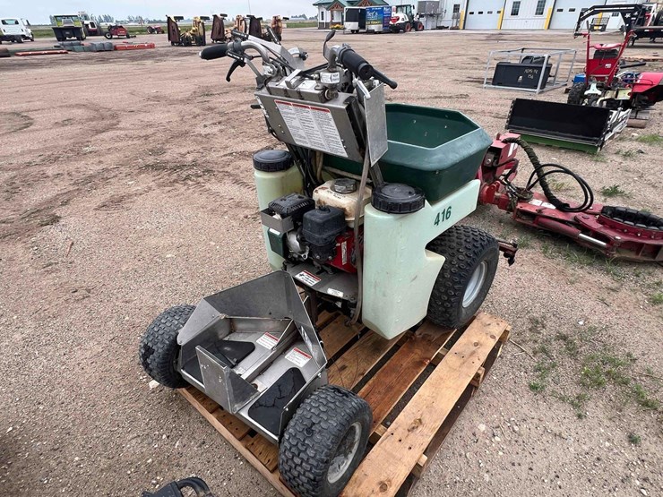 perma-green-spreader-image-6