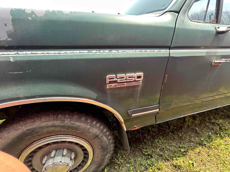 1990-ford-f250-image-3