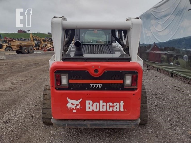 2022-bobcat-t770-image-4