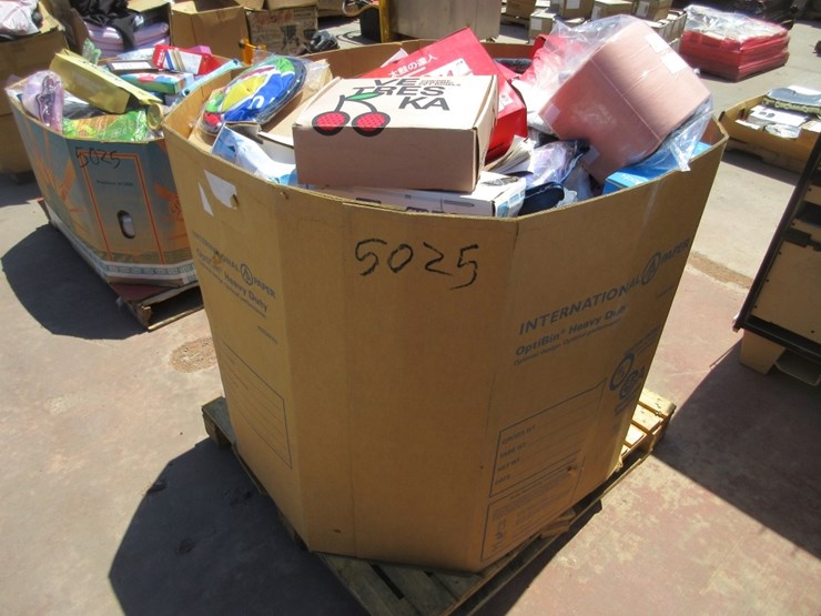 lot-of-misc-items,-image-3