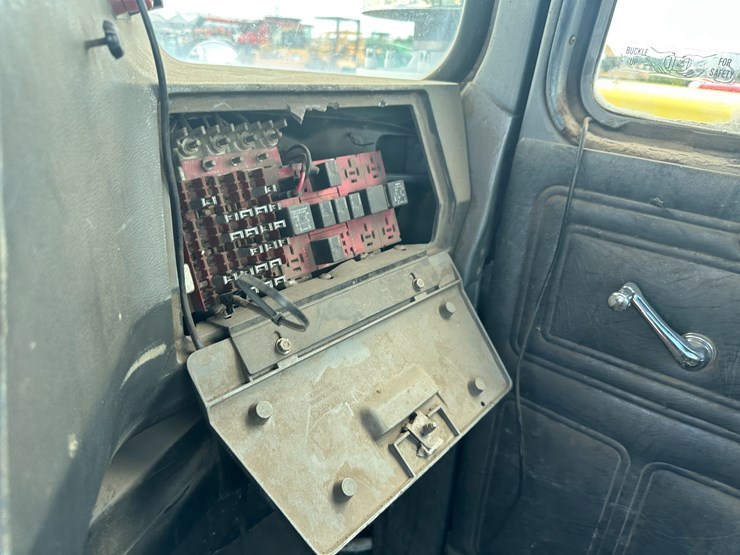 1999-mack-rd688s-image-84