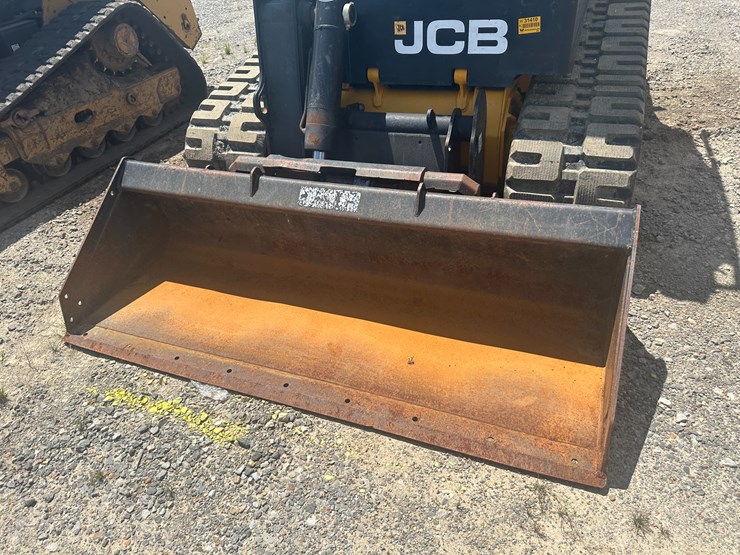 jcb-320t-image-24