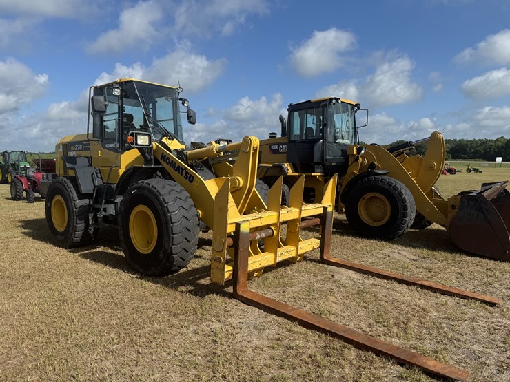 2014-komatsu-wa270-image-2